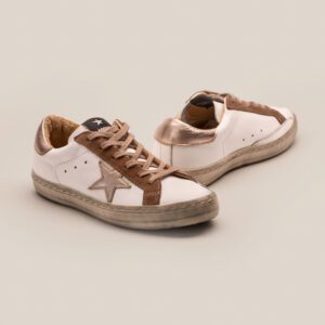 Witte sneaker met ster,sneaker koper,sneaker brons dames,sneaker brons,sneakers,sneakers dames,sneakers wit dames,sneakers ster,sneakers stern,sneakers met ster dames,sneakers schoenen ster,sneakers met een ster,sneakers mit stern